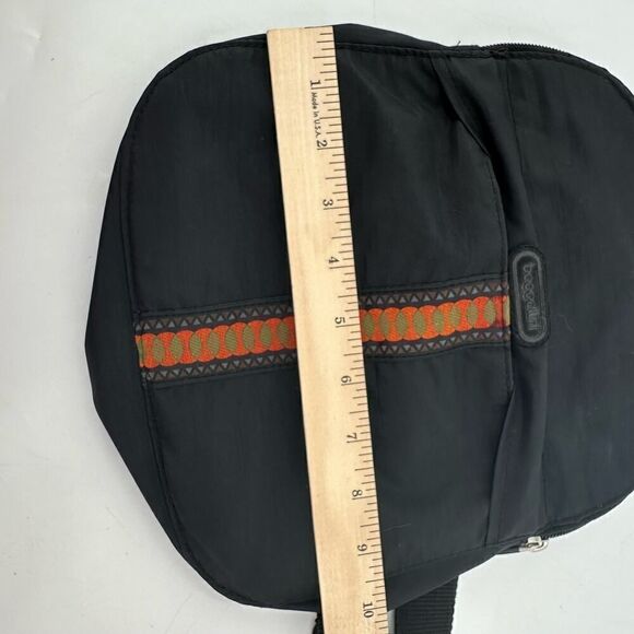 Baggallini Special Edition Get Away Crossbody Black Orange Trim Round Nylon EUC - Picture 10 of 11